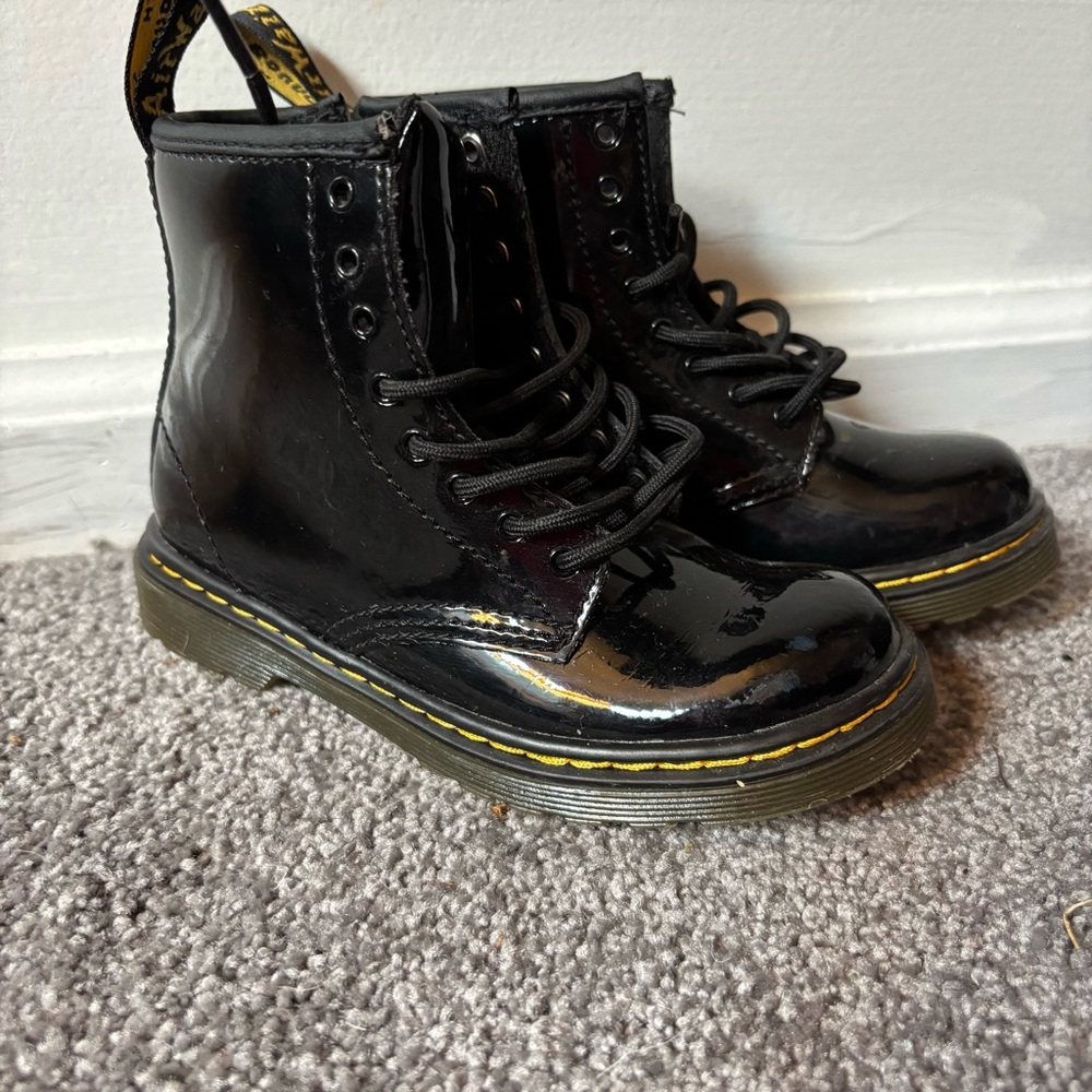 Dr Martens 1460 Patent Leather Lace up boots
